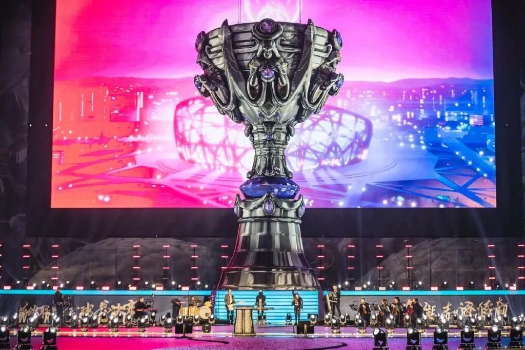 Bug in Counter-Strike 2 allows players to defuse C4 from an unexpected height